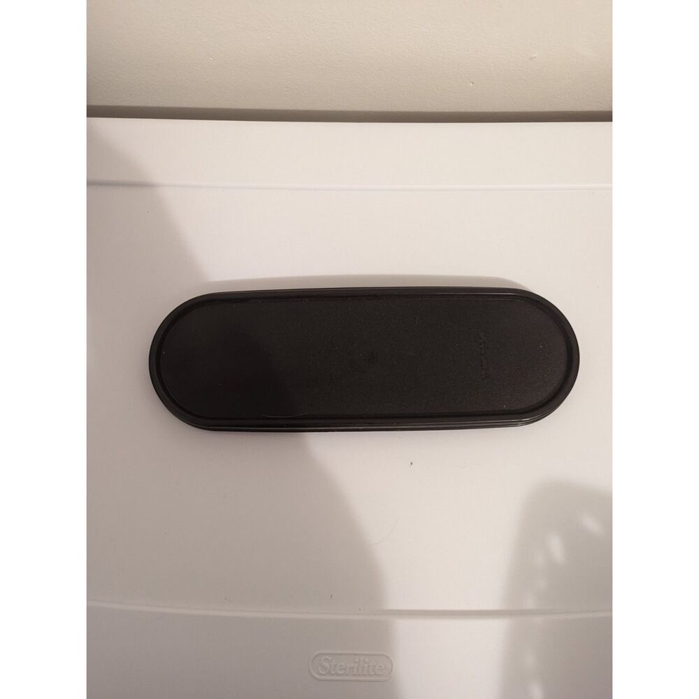 Tupperware Modular Mates Super Oval Black‎ Seal Lid 2403 11"x 4"